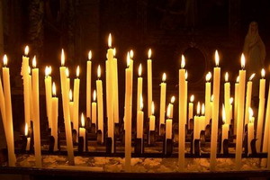 заговір на церковні свічки